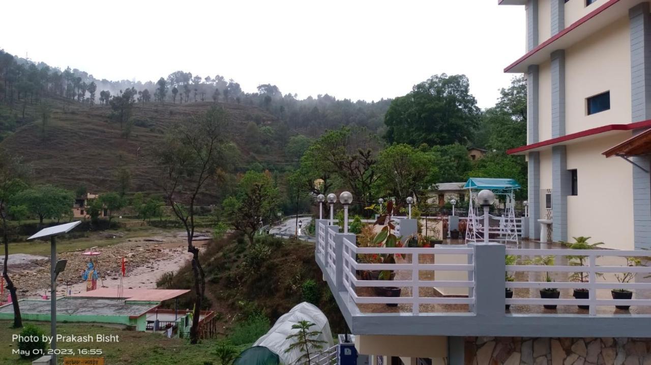 Shivalik River Retreat Almora Esterno foto